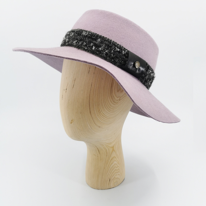 Chapeau violet – EMMA