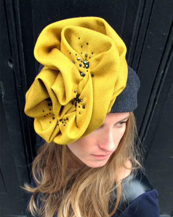 Production Chapeau Haute Couture Drapé