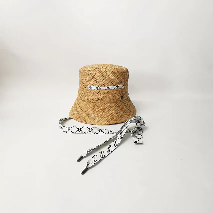 Bob en paille rabanne – MORANE