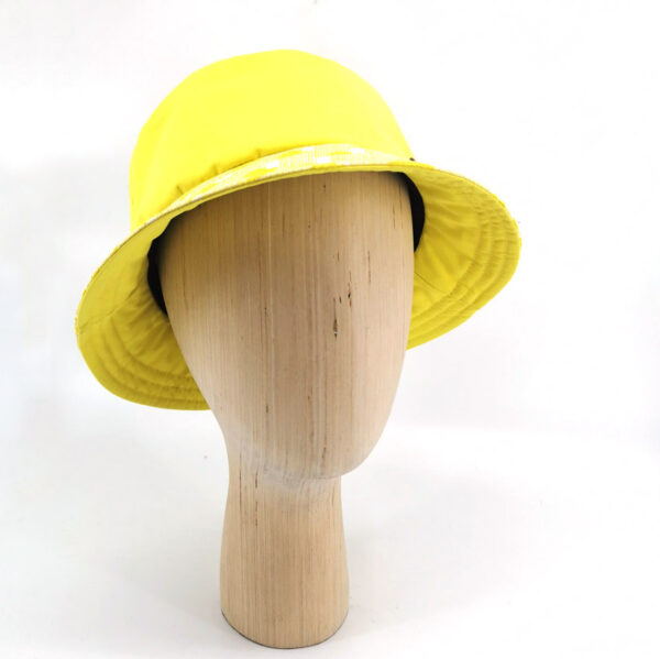 chapeau bob impermeable en tissu impermeable fabriqué chapellerie Nantes
