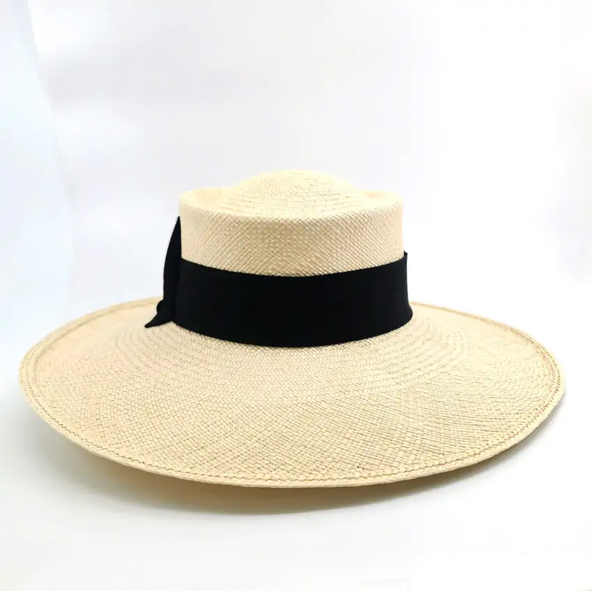 chapeau mariage grand bord simple chic et élégant