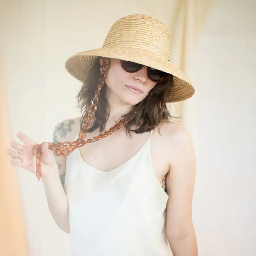Chapeau cloche en paille fabrique en france studio grimel