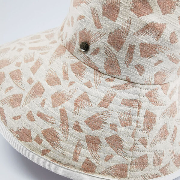 Chapeau Tissu Détails