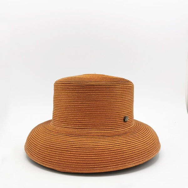 chapeau cloche style 60's